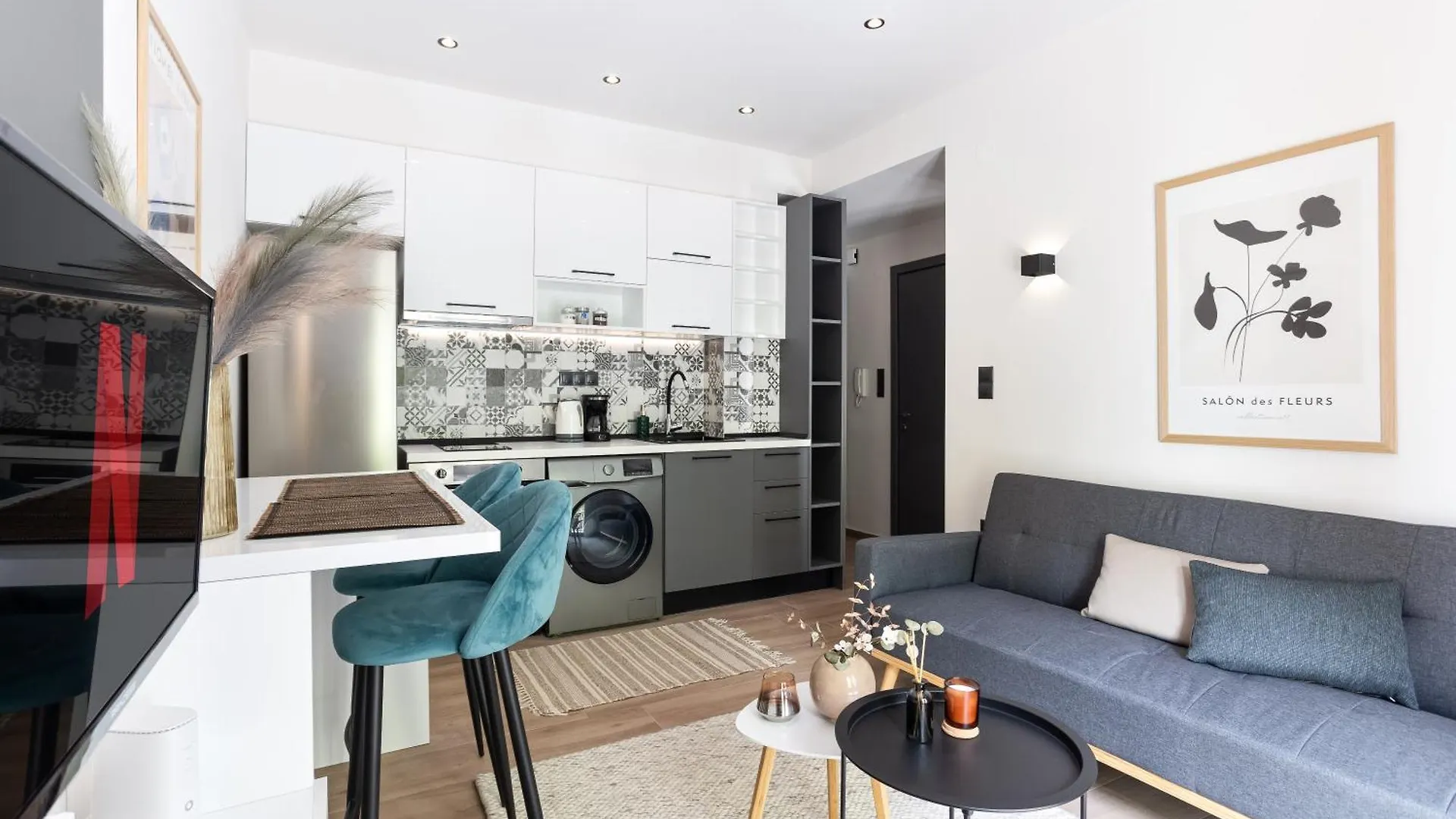 Downtown Stylish Apartment 2 سالونيك